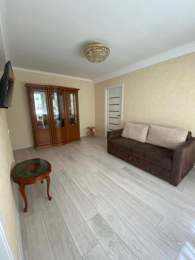 Apartment On Prospiekt Pobiedy 18 Kyiv Exterior photo